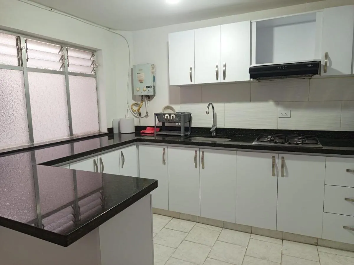 Apartment Apartamento Cerca Estacion Floresta Medellin