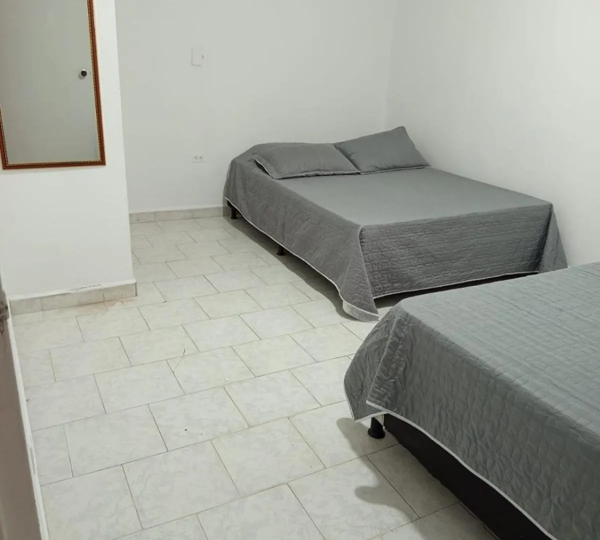 Apartamento Cerca Estacion Floresta Medellin Apartment