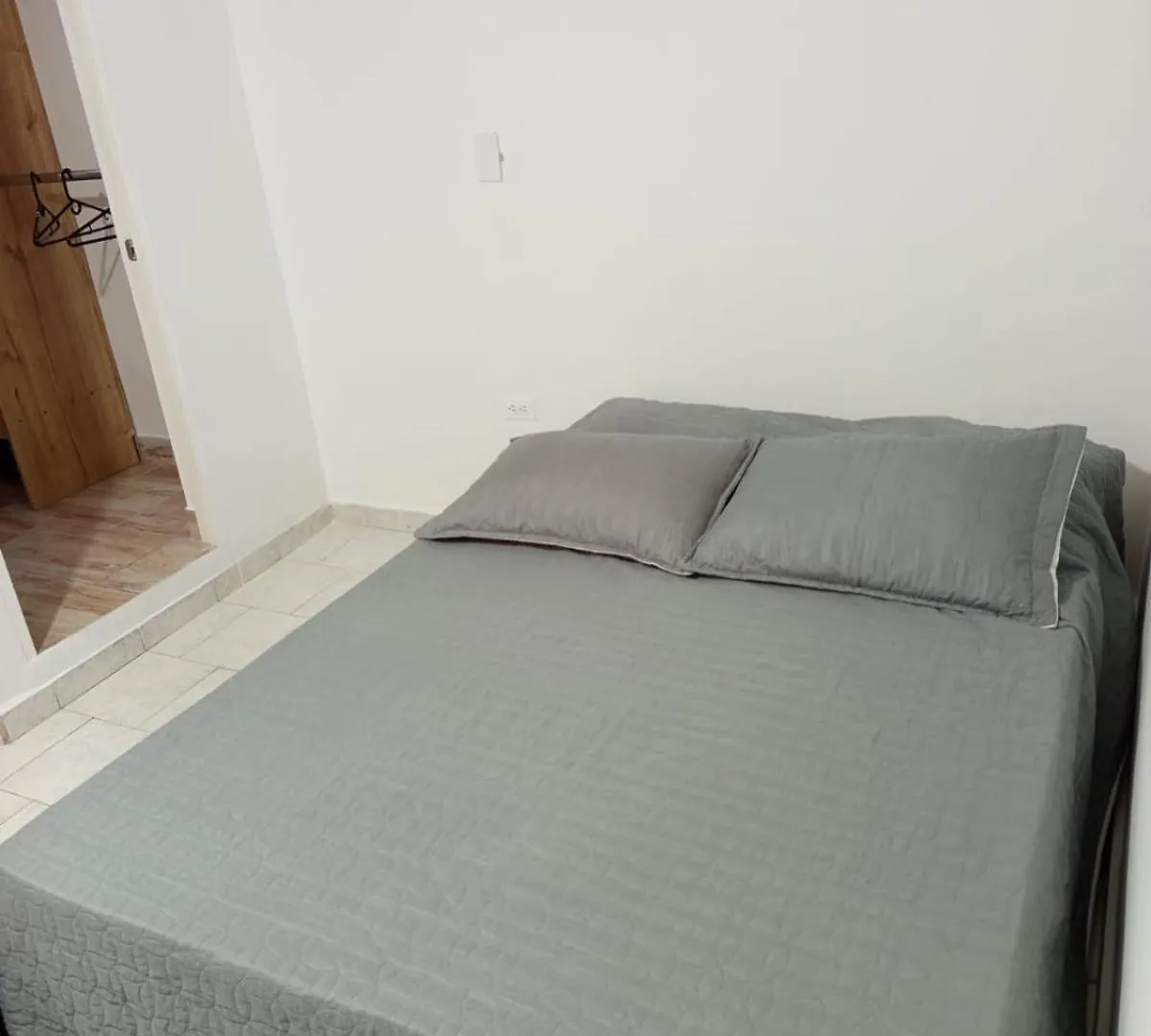 Apartamento Cerca Estacion Floresta Medellin